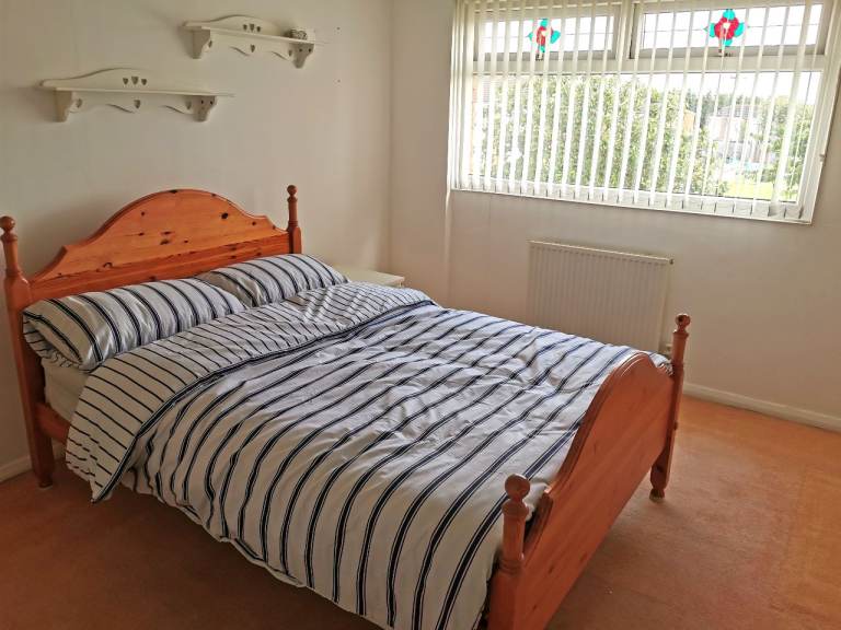 Lovely Doublebed by Parkside