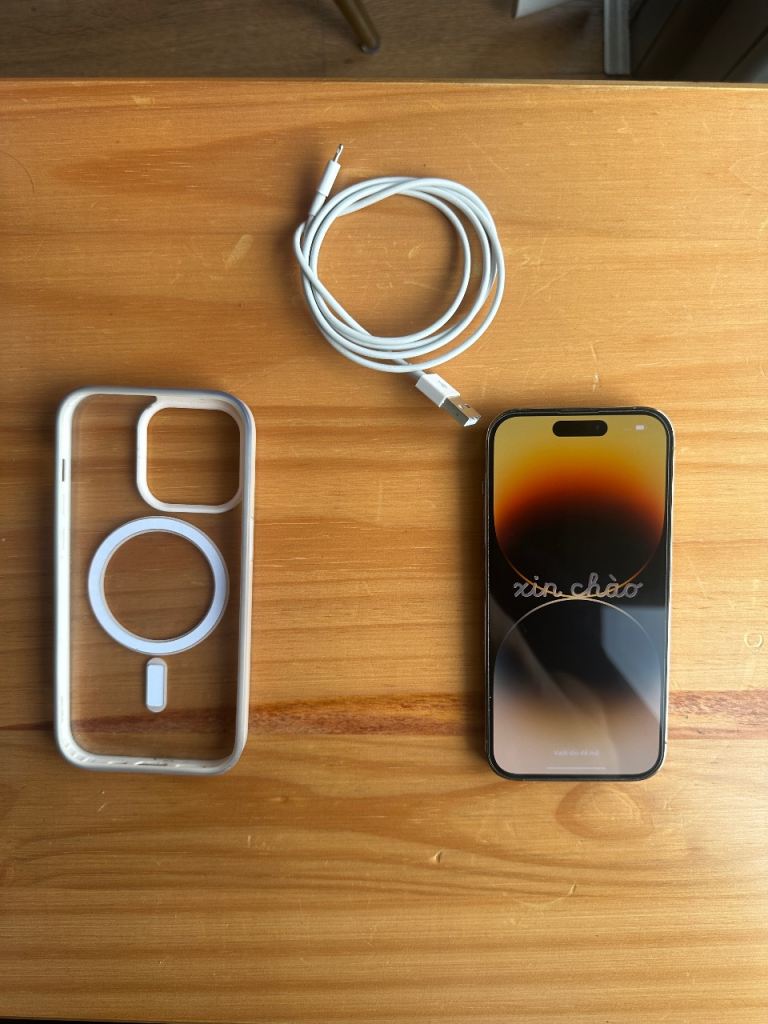 iPhone 14 pro 256gb pristine 