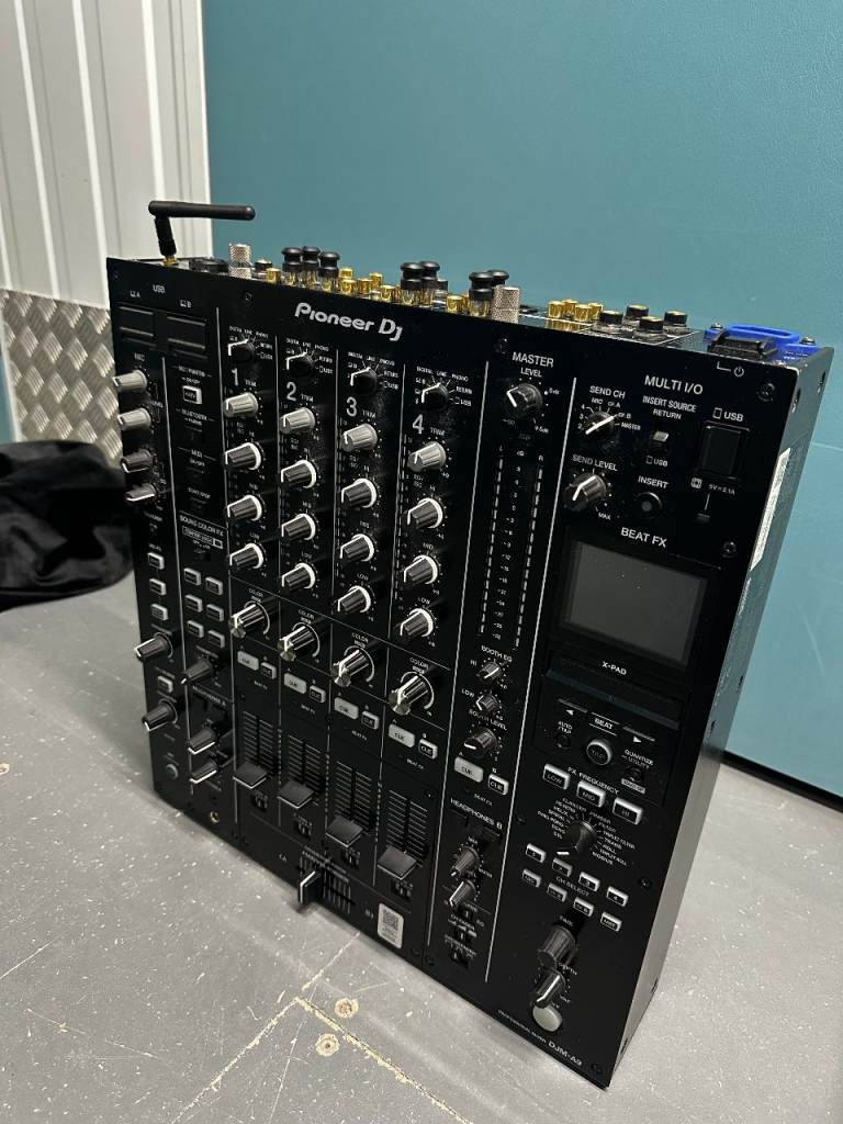 Pioneer A9 DJ Mixer