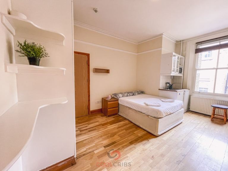 Studio flat in a beautiful in Linden Gardens, Notting Hill, W2-Ref: 861