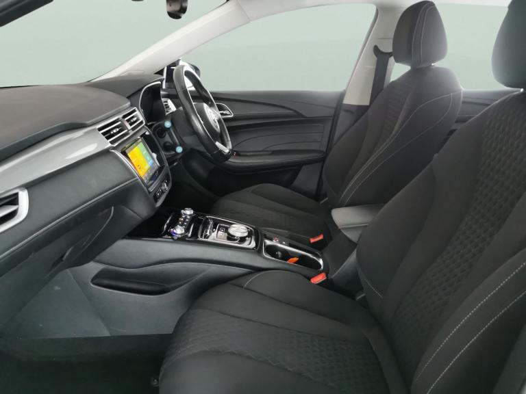 2022 MG MG5 61.1kWh Excite Long Range Estate 5dr Electric Auto (156 ps) - LANE DEPARTUR Estate El...