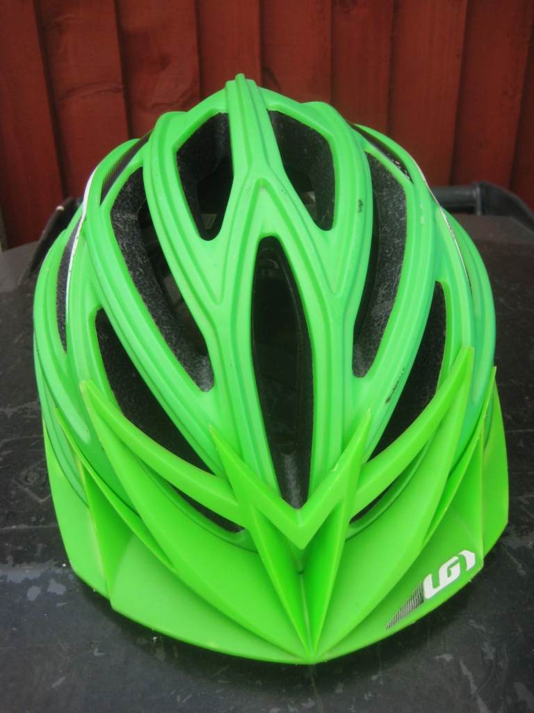 Louis Garneau Edge Safety Helmet Small Size 52 to 56 cm With Multiple Air Vents for Only £10.00