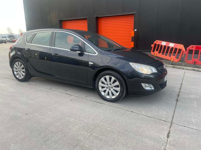 2012 Vauxhall Astra 1.7 CDTi 16V ecoFLEX SE [125] 5dr HATCHBACK Diesel Manual