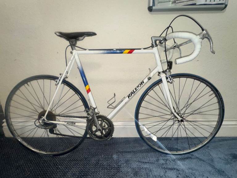 Raleigh Flyer Vintage Road Bike – White, Good Condition