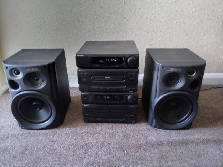 Panasonic CH40 Stereo Hi-Fi System with Kenwood Speakers