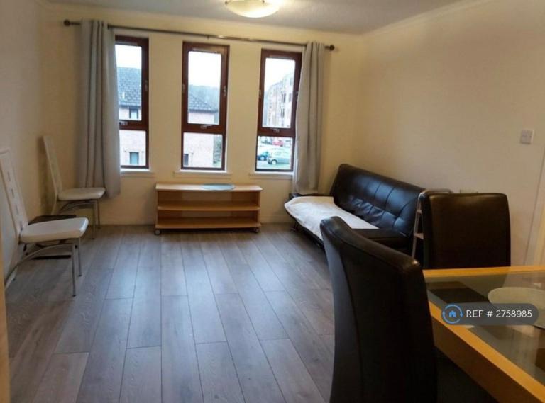 2 bedroom flat in Garriochmill Road, Glasgow, G20 (2 bed) (#2758985)