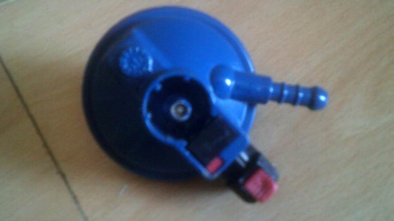 GAS BOTTLE REGULATOR FOR *CALOR & OTHER BOTTLES* QWIK FIT TYPE