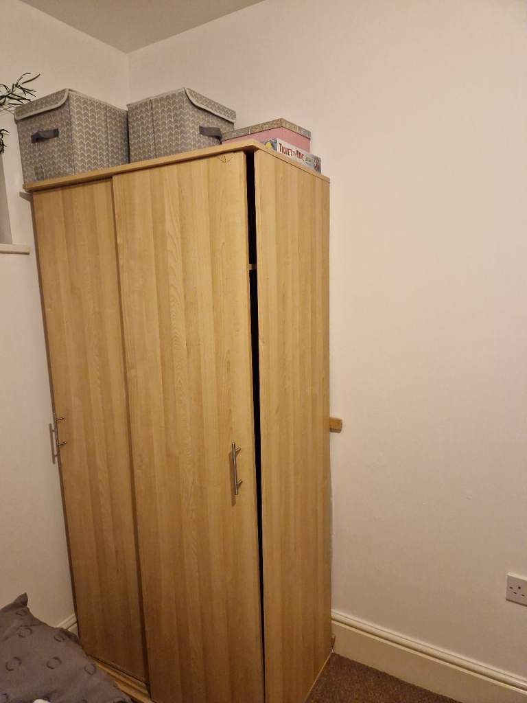 FREE 2 Door Sliding Wardrobe – Collection Only