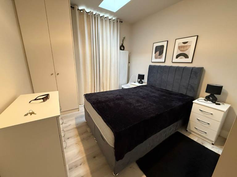 Double Bedroom to rent in a shared house – All Bills Included – Northot UB54LX