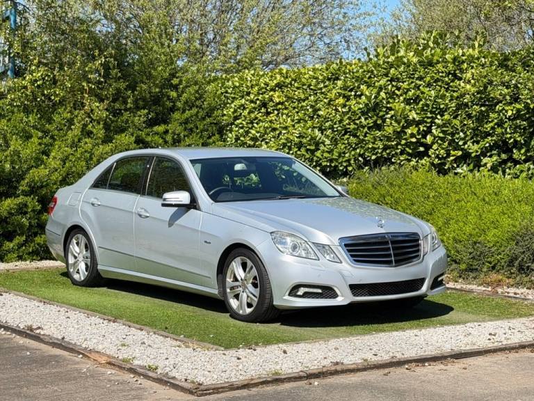 2009 Mercedes-Benz E Class 3.0 E350 CDI V6 BlueEfficiency Avantgarde Saloon 4dr Diesel G-Tronic E...