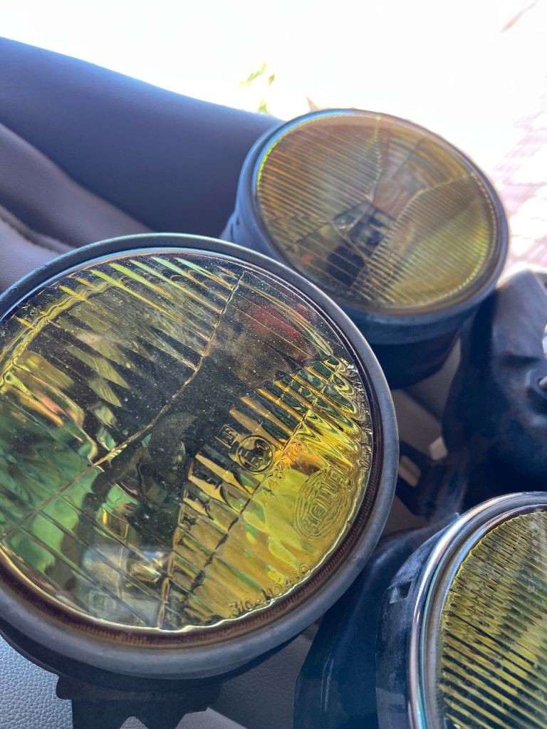 BMW E30 vorfacelift Hella headlights