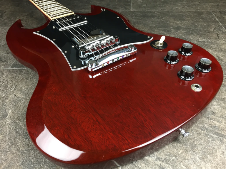 Guitarist Available