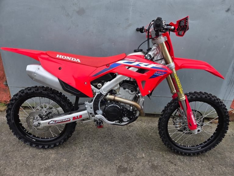 HONDA CRF250 2023 LOW HOURS, VERY GOOD CONDITION