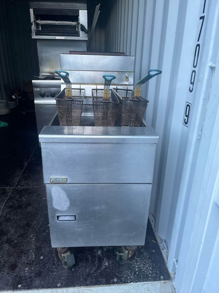  Pitco Gas fryer