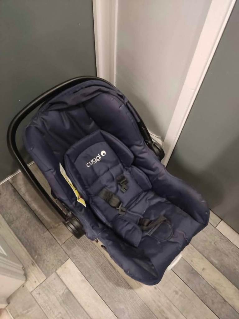 Cuggl Car Seat