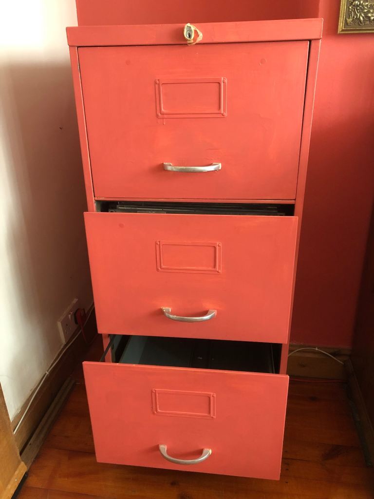 3 drawer metal filing cabinet