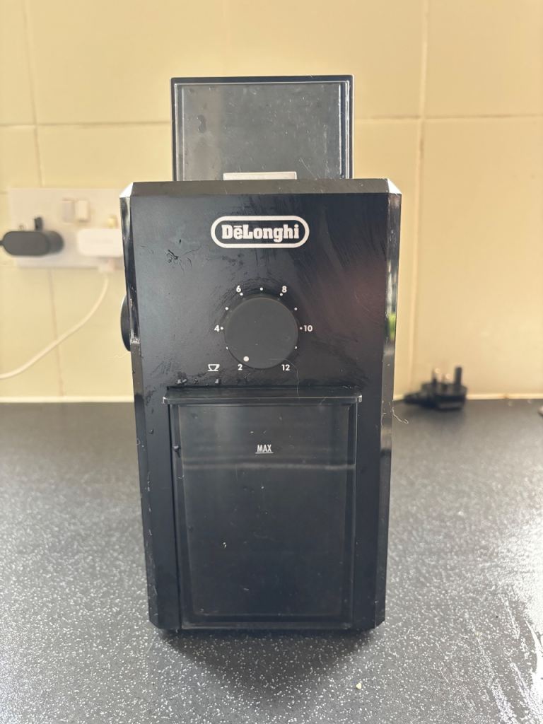 DeLonghi Coffee Grinder - Black, Good Condition