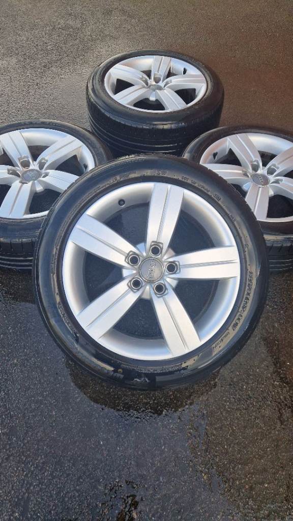 Audi TT 8j3 alloy wheels for sale,good tyres 17