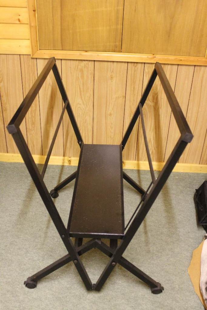 Seawhite Metal A1 print rack. 