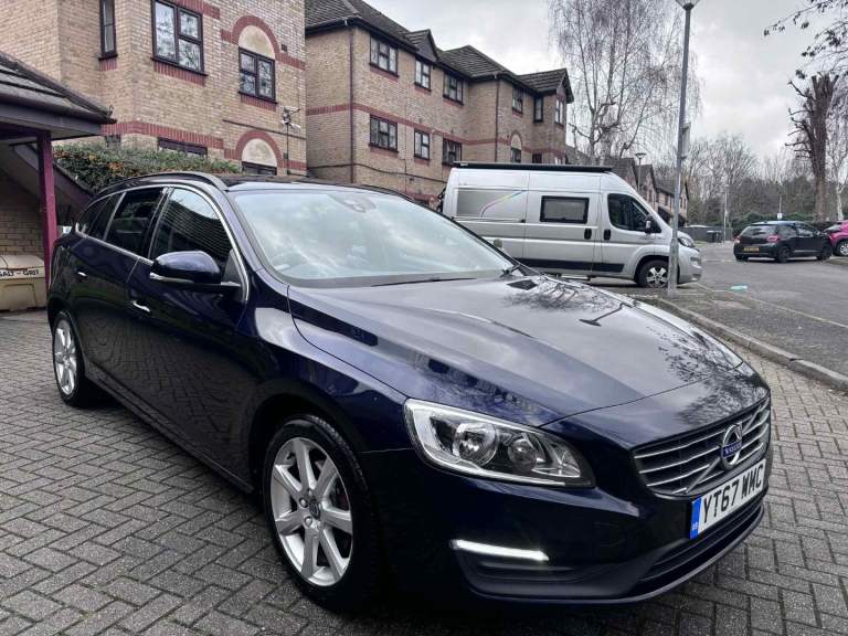 Volvo, V60, Estate, 2017, Manual, 1969 (cc), 5 doors