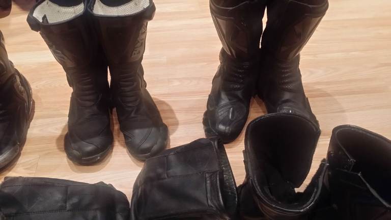 East London Motorcycle Clothing – ALL TYPES – SEE PHOTOS – EAST LONDON - 45