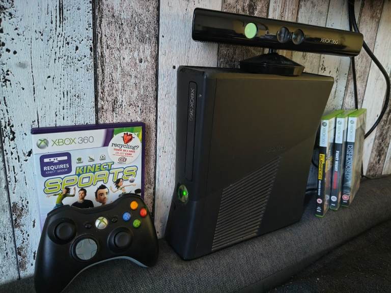 Xbox360S 250GB Working 