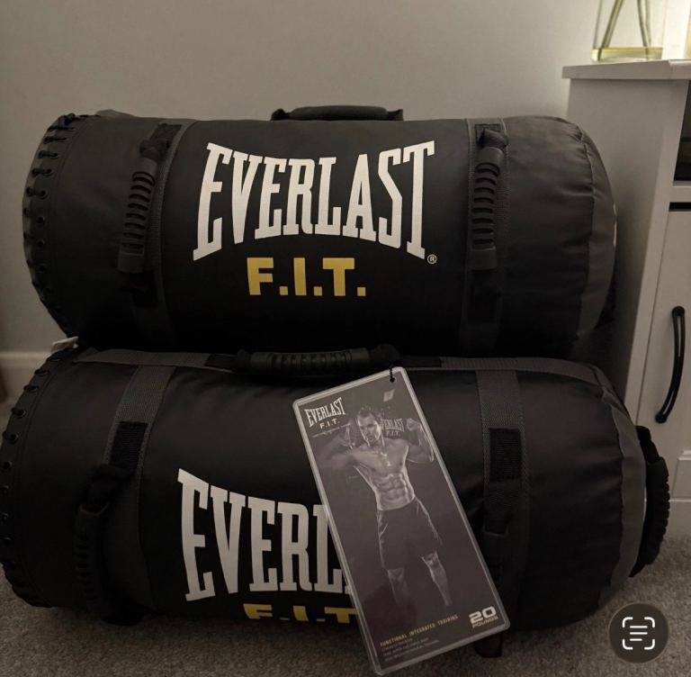 Everlast 20LB Powercore Fit Bag - NEW