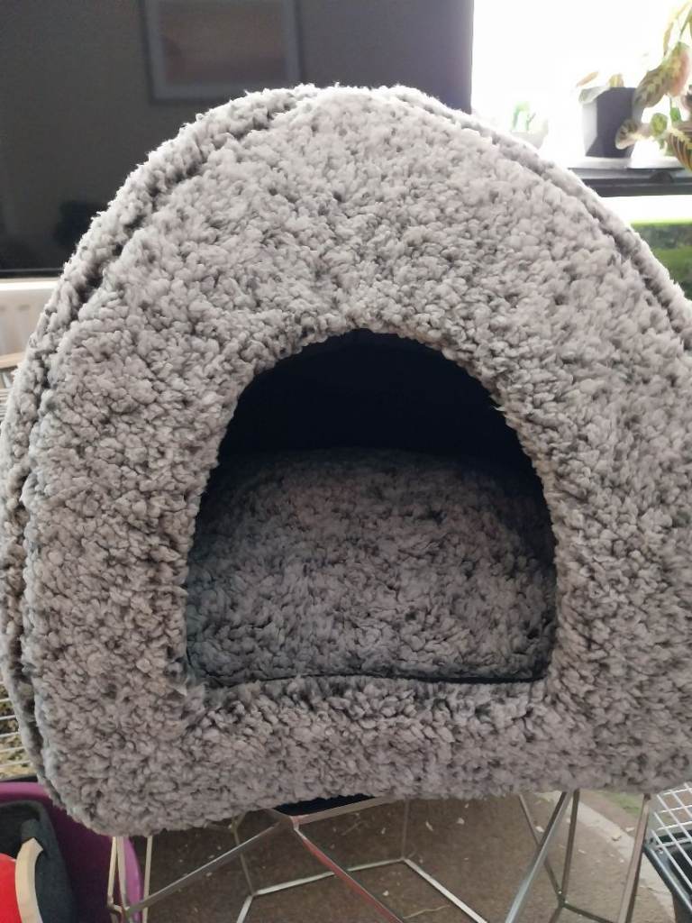 Cat bed from pets at home 
