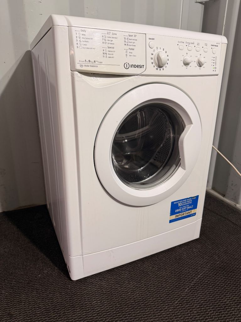 Free Delivery - Indesit Washing Machine 9KG (£140)