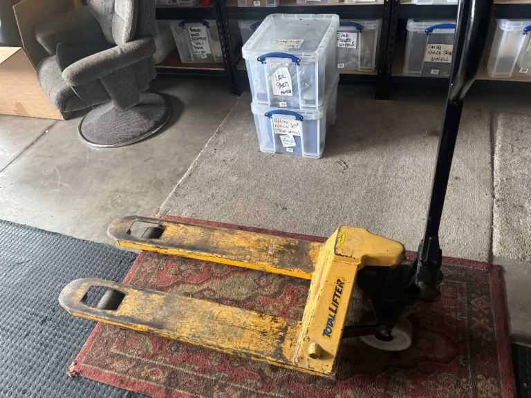 Hand Pallet Truck 