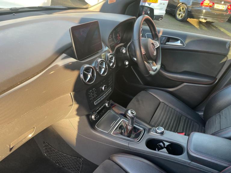 2017 Mercedes-Benz B Class 1.5 B180d AMG Line Euro 6 (s/s) 5dr MPV Diesel Manual