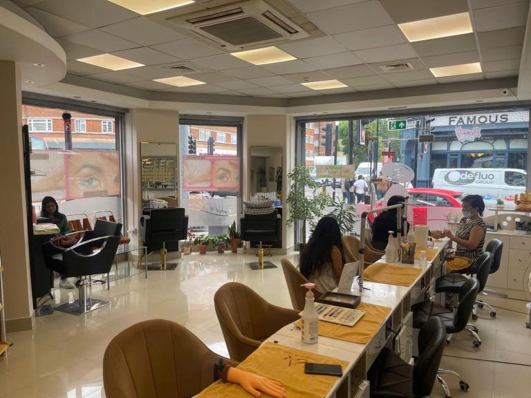 Beauty nail salon 