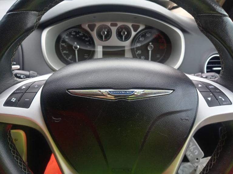 2012 Chrysler Delta 1.4 M-Air SE SAT NAV SHOWROOM CONDITION CAN SECURE 24/7 ON NET DELIVERY AVA H...