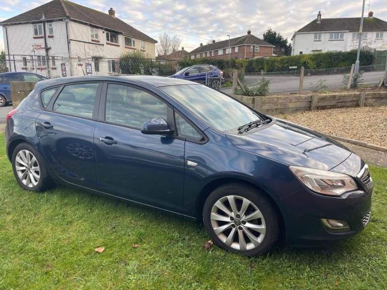 Vauxhall, ASTRA, Hatchback, 2012, Manual, 1598 (cc), 5 doors