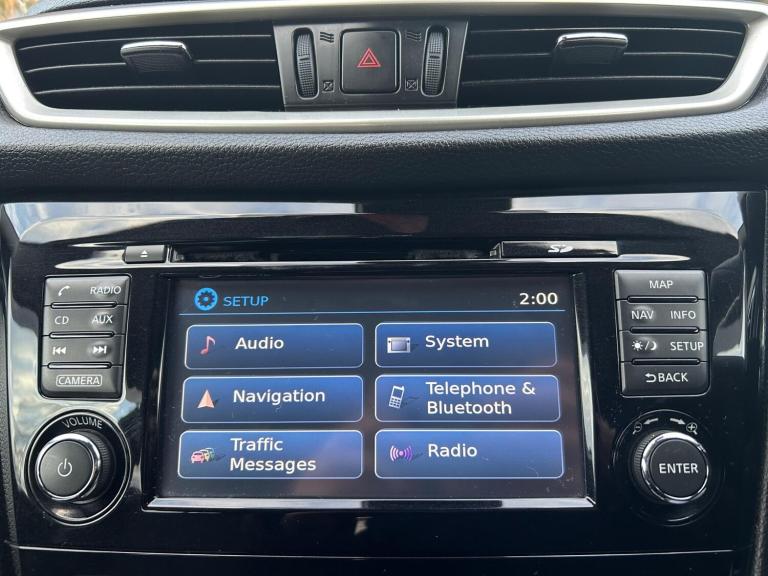 2014 Nissan Qashqai 1.6 dCi Tekna 5dr Xtronic HATCHBACK DIESEL Automatic