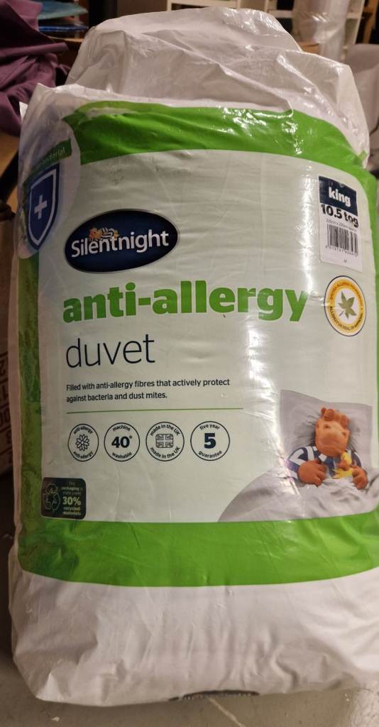 Silent night king size duvet 10.5 tog for all year round, new