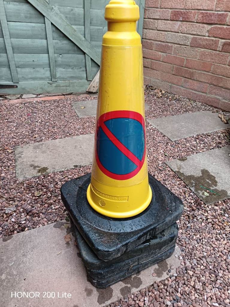 No Parking Cones x 4
