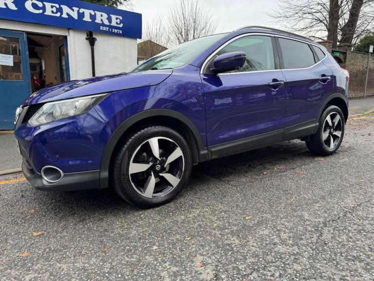 2015 Nissan Qashqai 1.6 dCi N-Tec+ 5dr Xtronic HATCHBACK Diesel Automatic