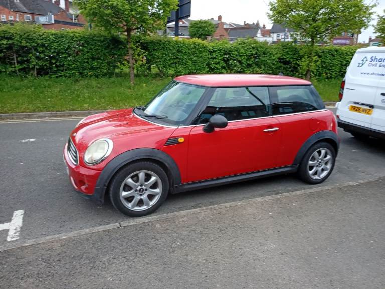 2010 Mini One 1.6cc long MOT £895