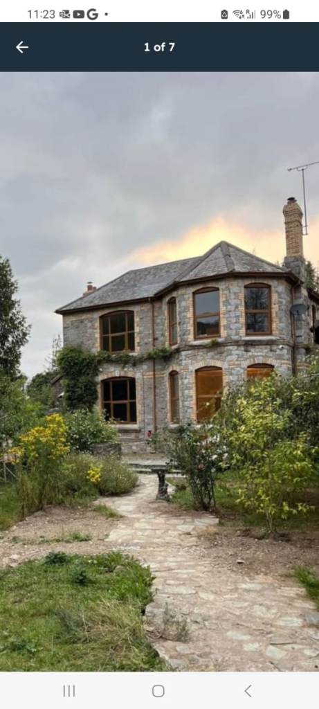 8 bedroom house 