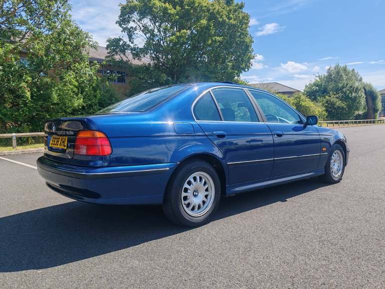 BMW, E39 525 TDS 2.5 DIESEL AUTO 1998 - FULL SERVICE HISTORY!