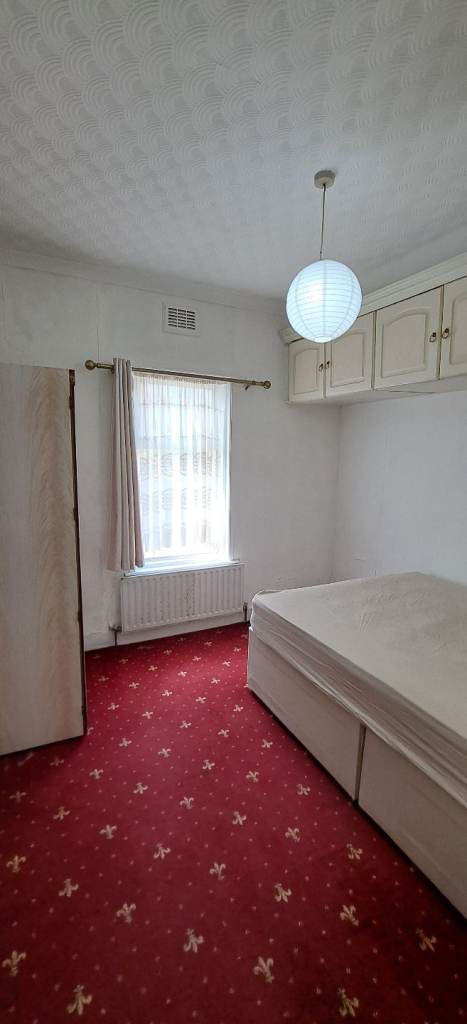 Double Room Available in Plumstead, Woolwich