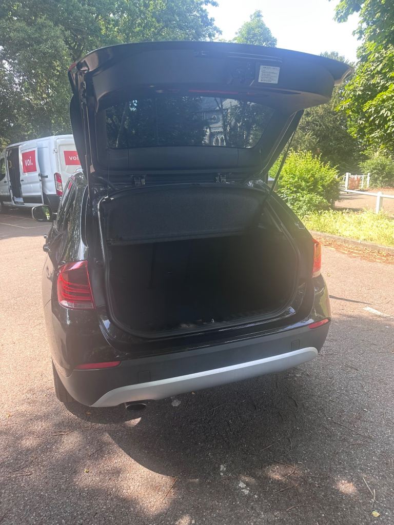 BMW, 2012, 1990 (cc)