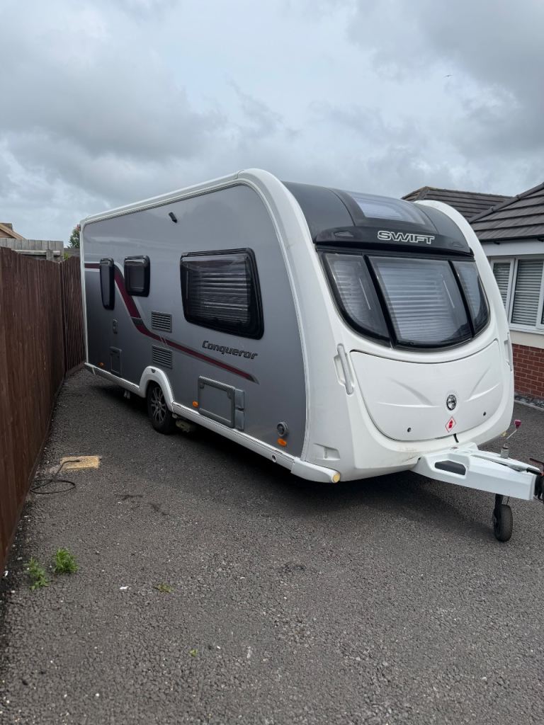 Swift conqueror 480