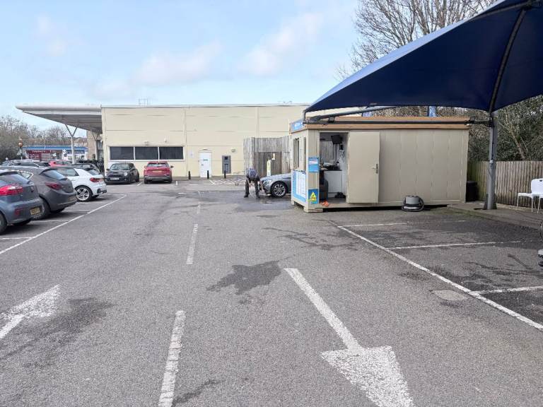 🚗 New Waves Hand Car Wash Franchise Opportunity – Tesco Tetbury 🚗