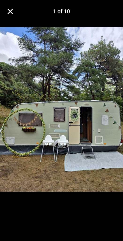 1999 Cleremont 4 berth Caravan