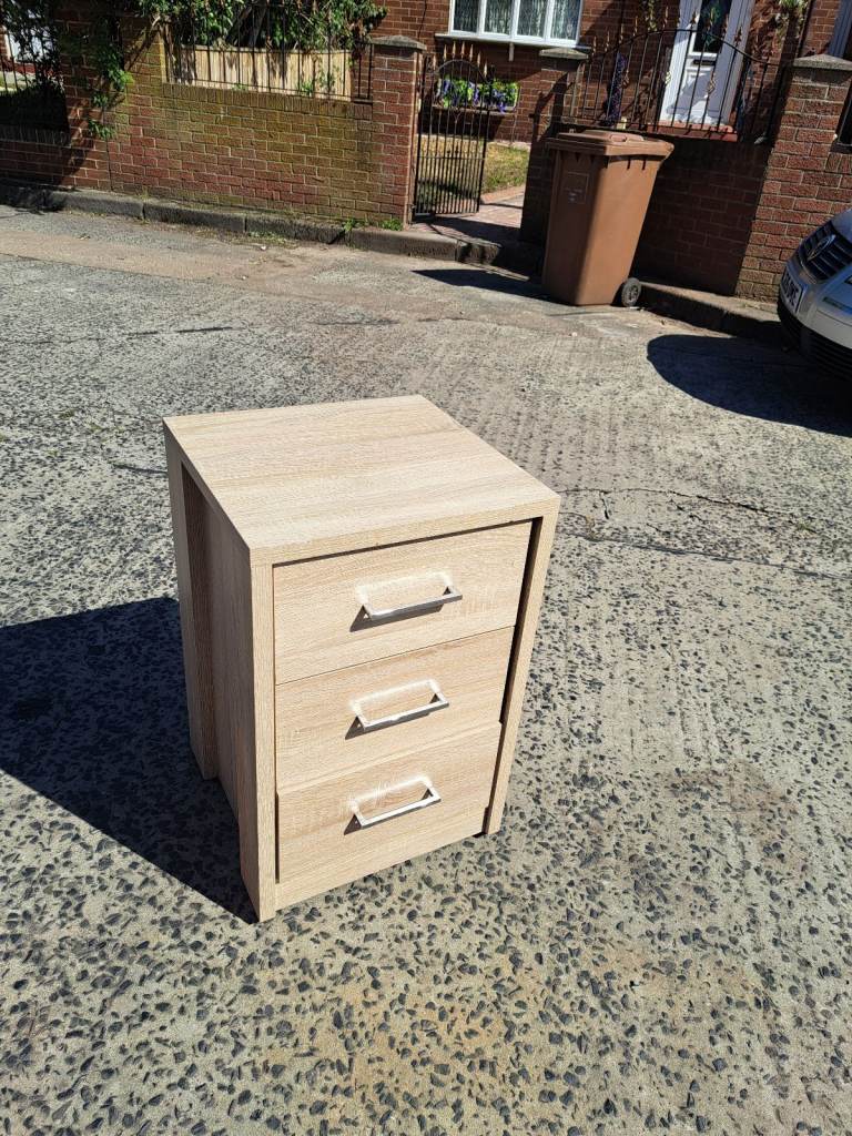 image for 1 light wood 3 drawer bedside drawers