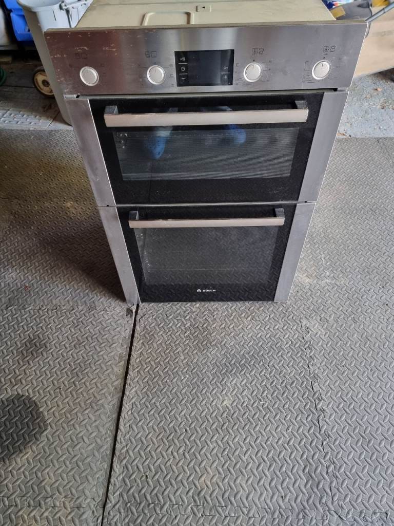 Bosch HBM43B250B Double Oven – Spares or Repairs