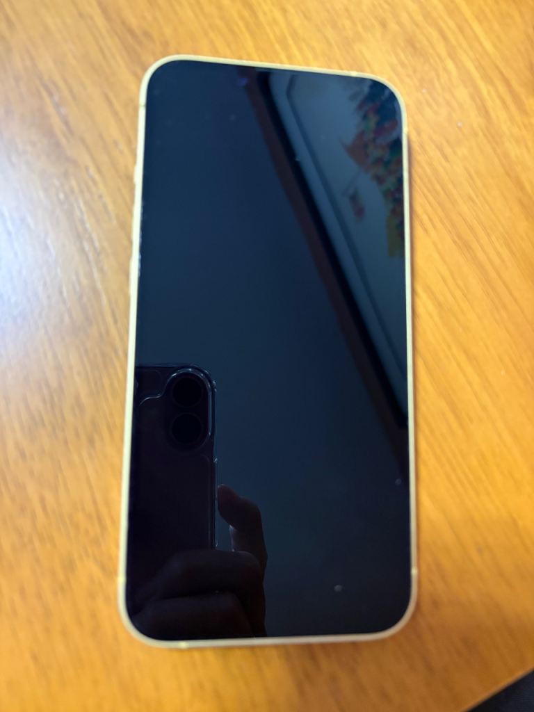 Apple iPhone 14 128GB yellow