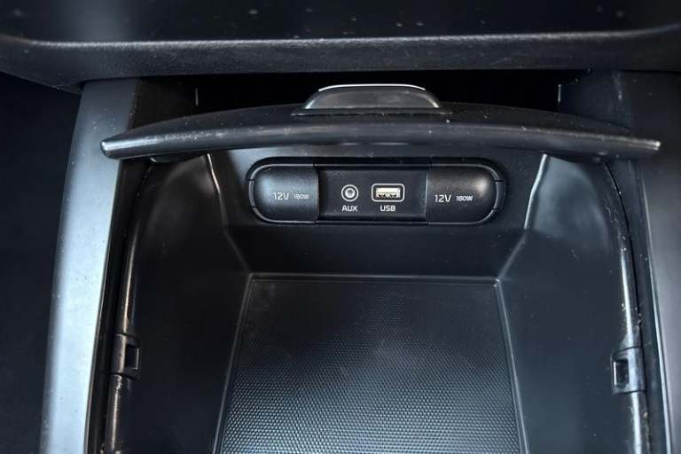 2016 Kia Sorento 2.2 CRDi KX-1 5dr ** Tow Bar ** Manual Station Wagon Diesel Manual